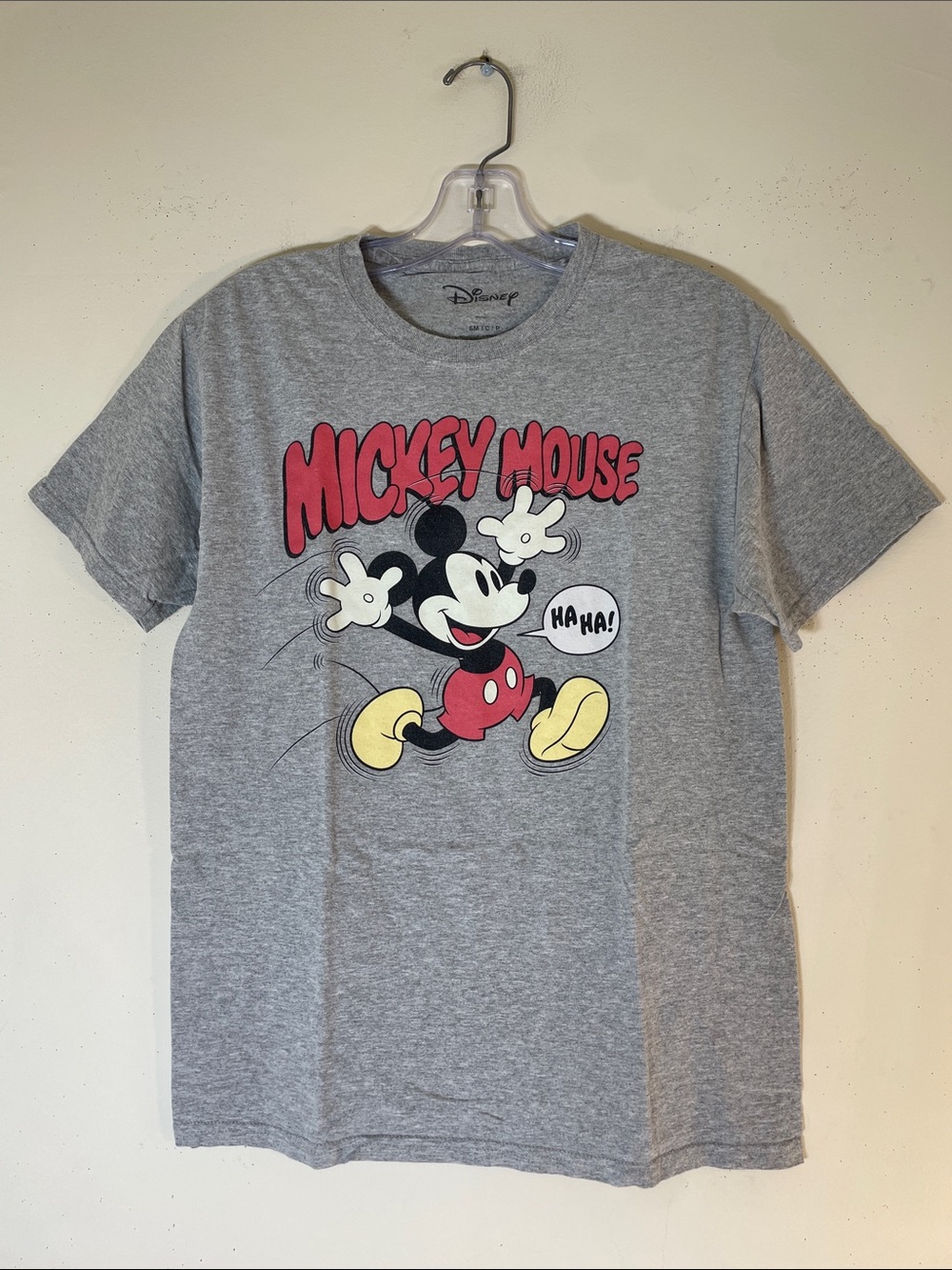 Disney Graphic Mickey Mouse Tee. Men’s S.